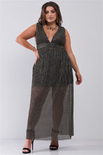 Load image into Gallery viewer, Plus Black &amp; Gold V-neck Sleeveless Pleated Fabric Maxi Dress