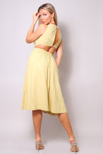 Load image into Gallery viewer, Sleeveless Back Cutout Linen Midi Dress