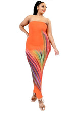 Load image into Gallery viewer, Plus Sleeveless Color Gradient Tube Top Maxi Dress