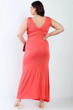 Load image into Gallery viewer, Plus V-neck Sleeveless Maxi Dress