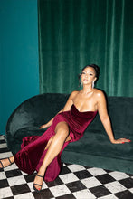 Load image into Gallery viewer, Strapless Sweetheart Maxi Velvet Dress