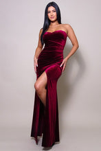 Load image into Gallery viewer, Strapless Sweetheart Maxi Velvet Dress