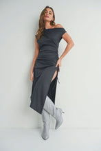 Load image into Gallery viewer, Off The Shoulder Maxi Dress Whit Slit